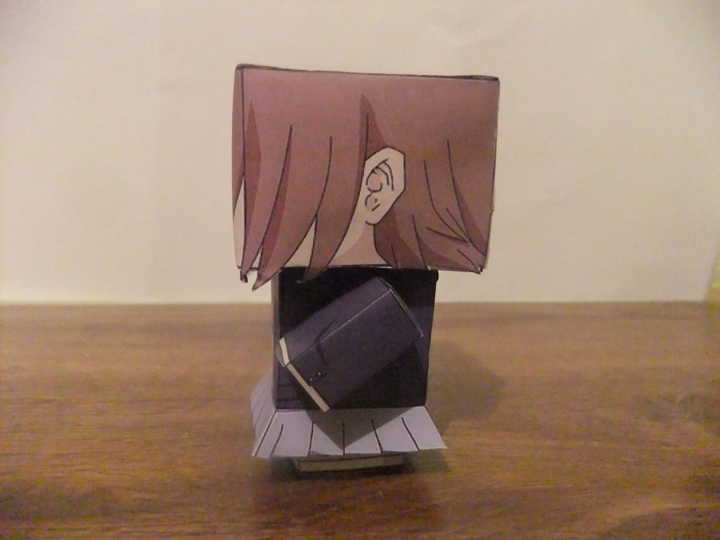 PaperCraft' larm. ( Yui + Gintoki + Erza + Mio + Tainaka + Toplu Halde )-http://www.anitr.com/cizim/pc/21.jpg